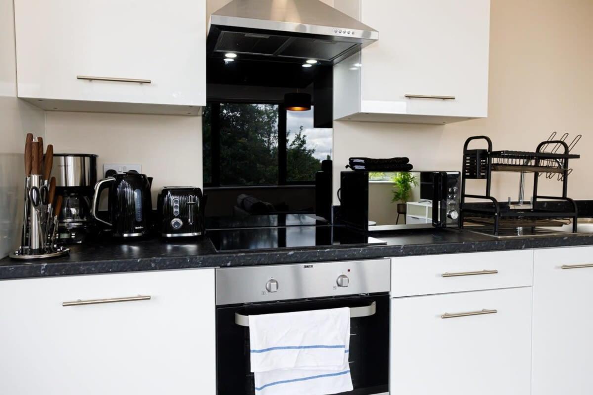 Fantastic Modern 2 Bedroom Apartment, Manchester Exterior foto